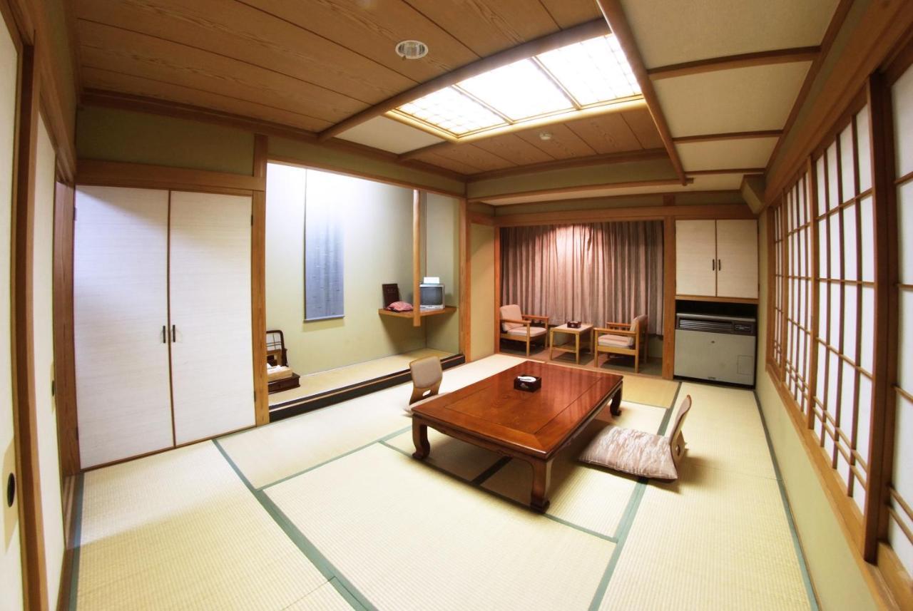 Masuya Ryokan Nozawaonsen Exteriör bild